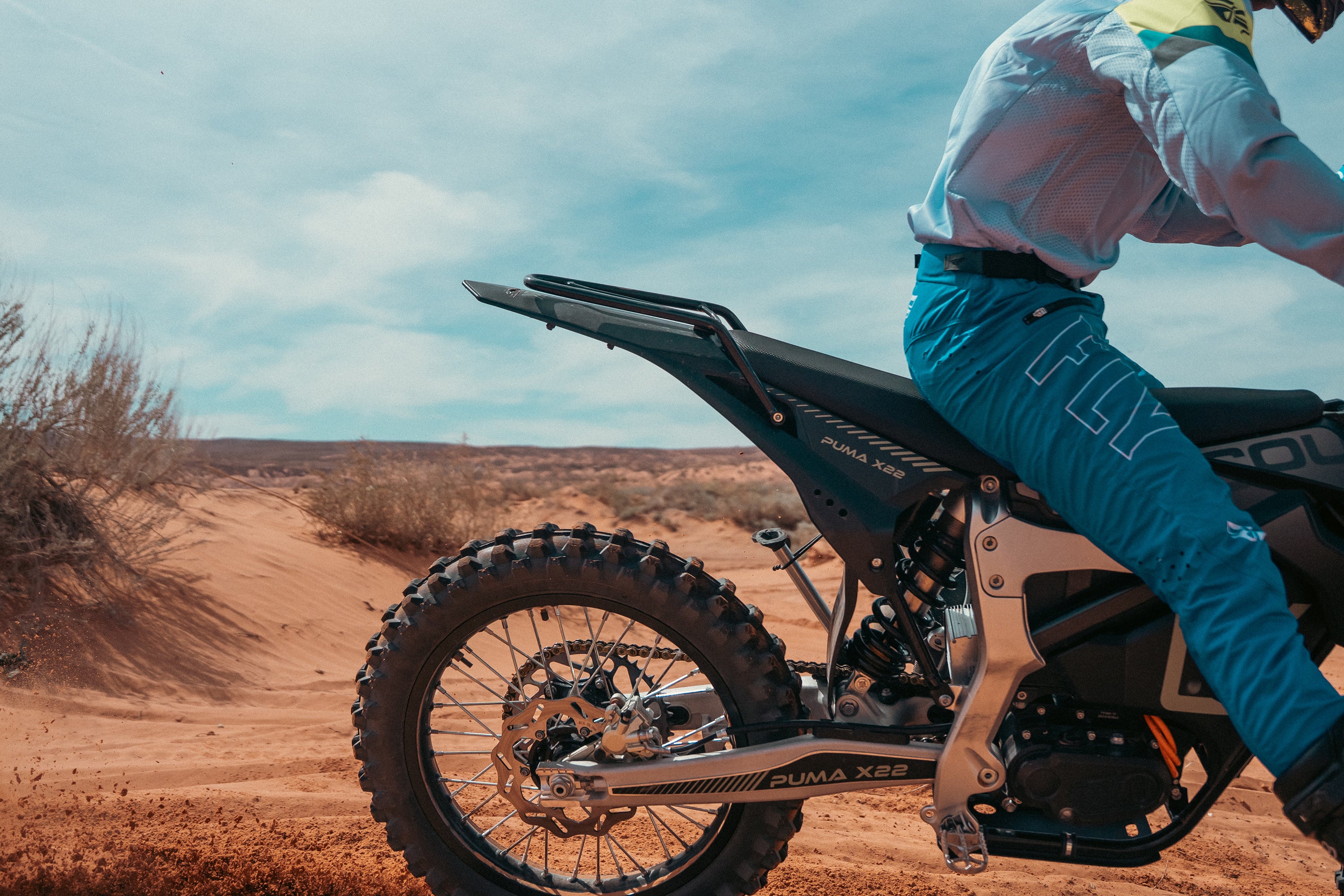 EMOTO: Rugged Backcountry Electric Dirt Bikes | Bakcou