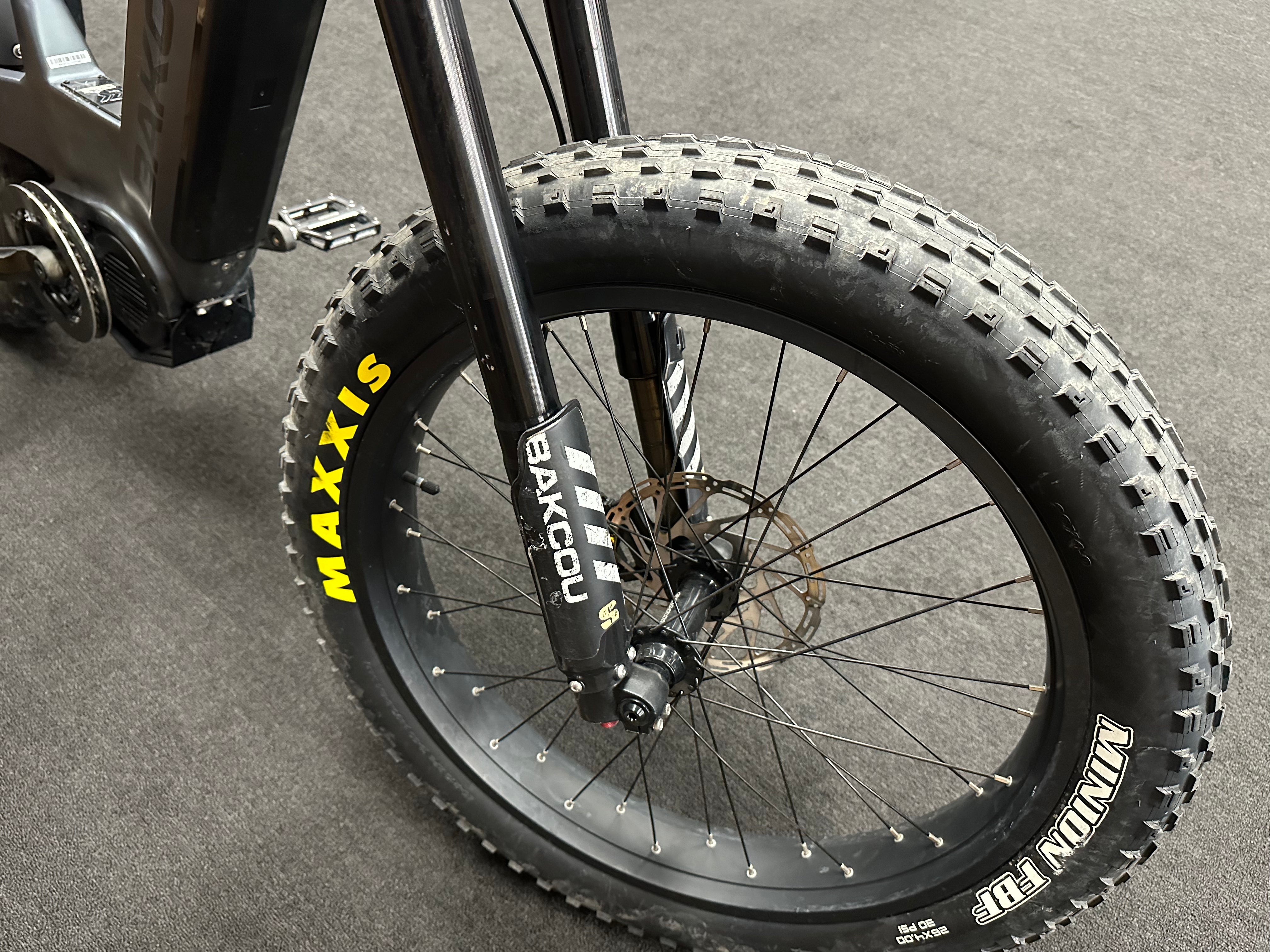 Mule SD 26" / Gunmetal Grey / 20ah /0048