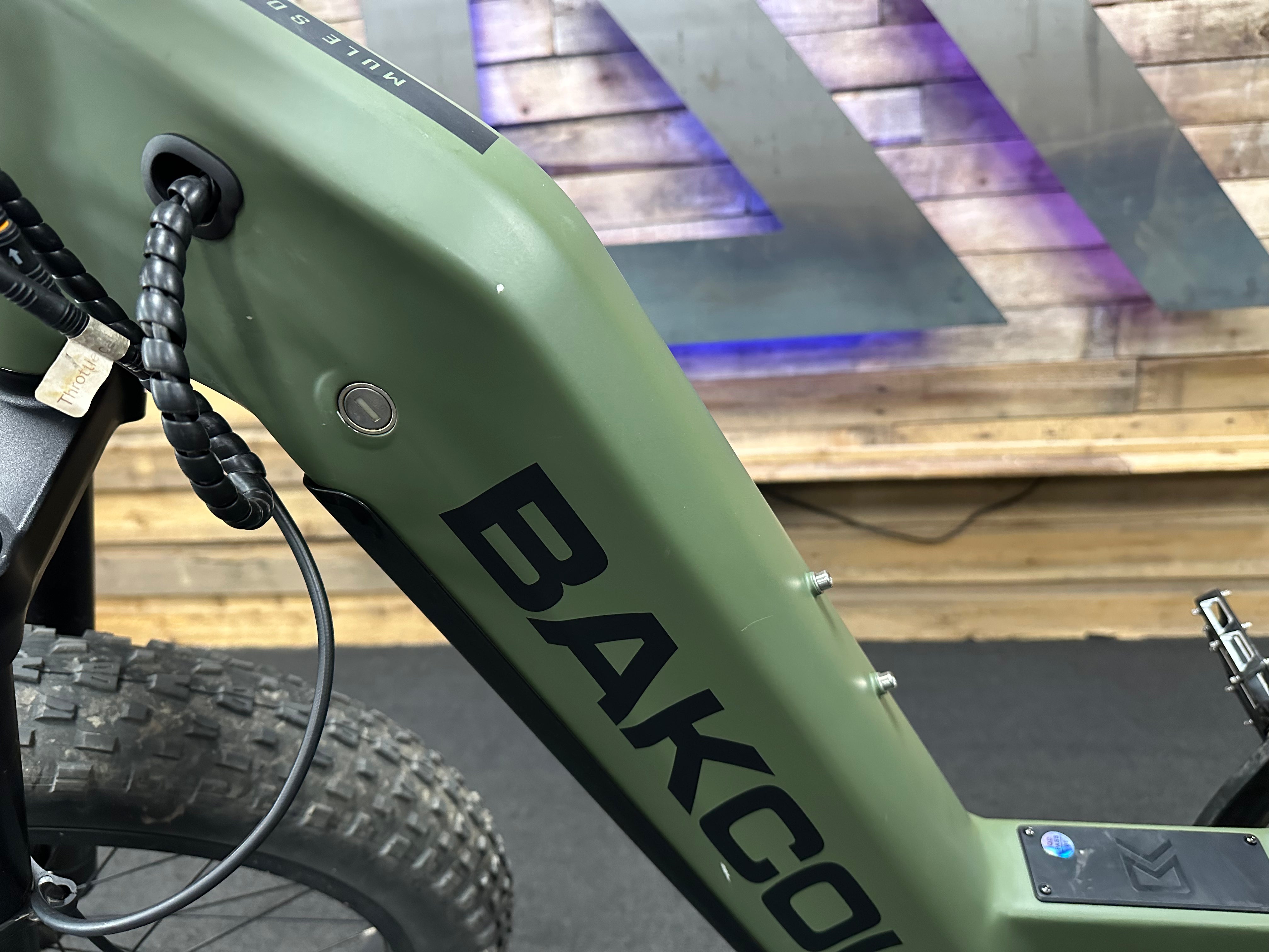 Mule SD 26" / Matte Army Green / 20ah /0218