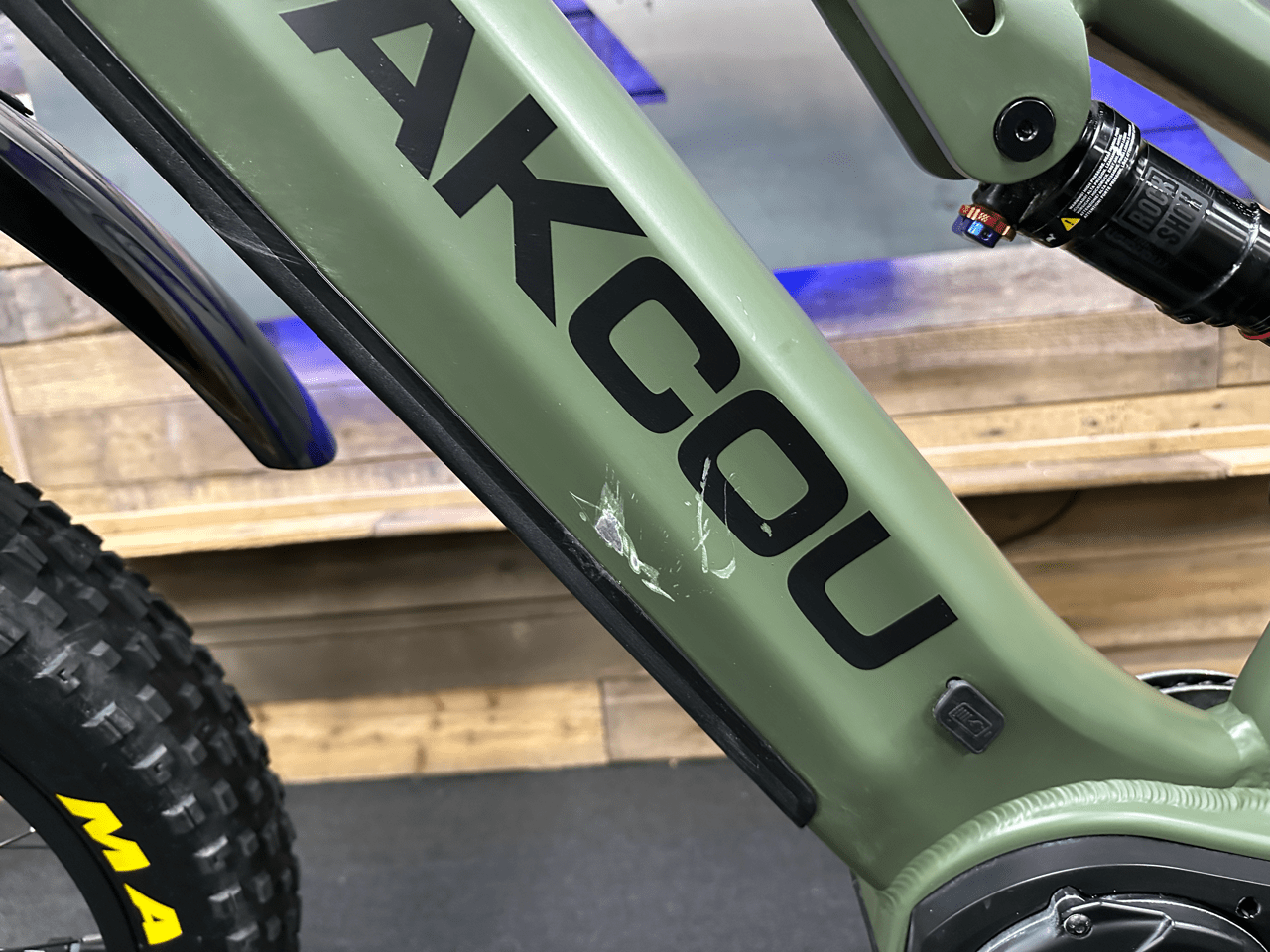 Scout Large / Matte Army Green / 21ah / #0210 - Bakcou