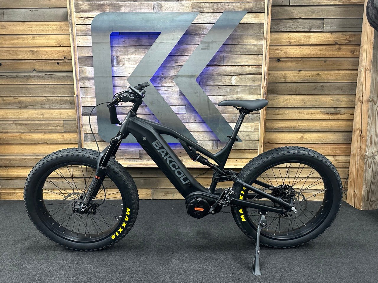 Scout / Large / Matte Black/ 21ah / 1488 - Bakcou