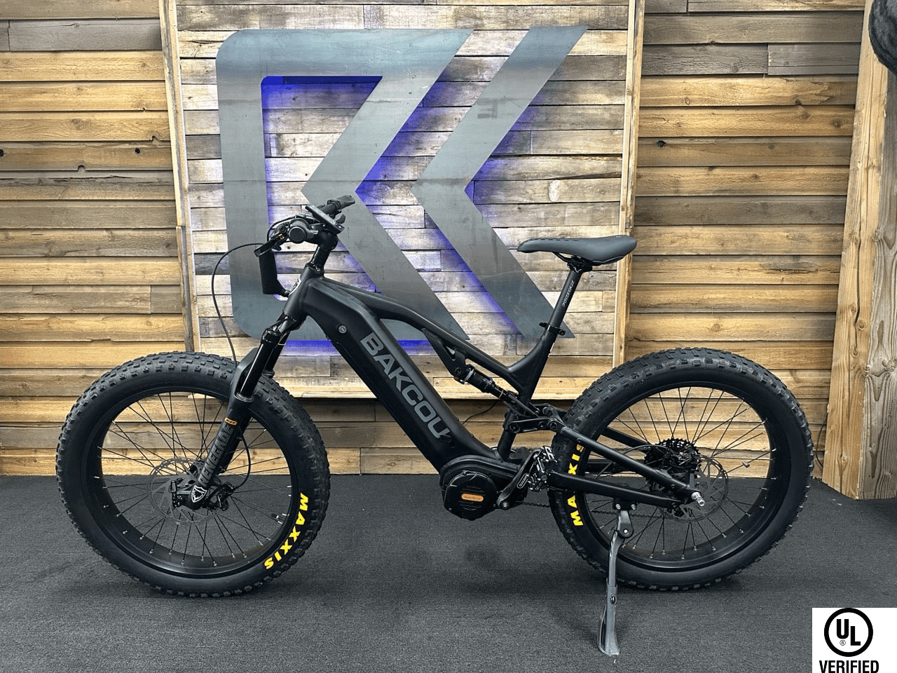 Scout / Large / Matte Black/ 21ah / 1488 - Bakcou